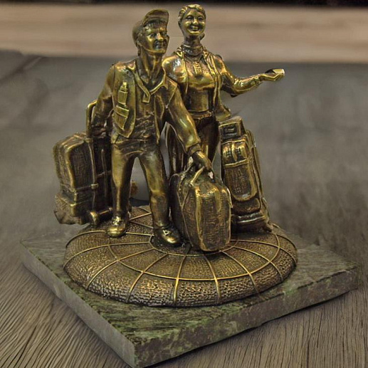 Бронзовая копия памятника Челноки купить с доставкой Бронзовая копия памятника Челноки