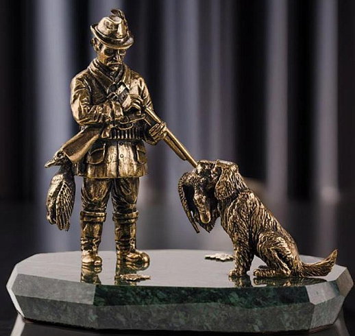 Бронзовая композиция "Охотник с собакой" купить с доставкой Бронзовая композиция "Охотник с собакой"